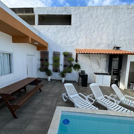 Вилла Casa Compacta Com Piscina Гуаружа Экстерьер фото